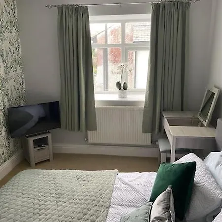 First Floor With Roof Terrace * Ulverston
